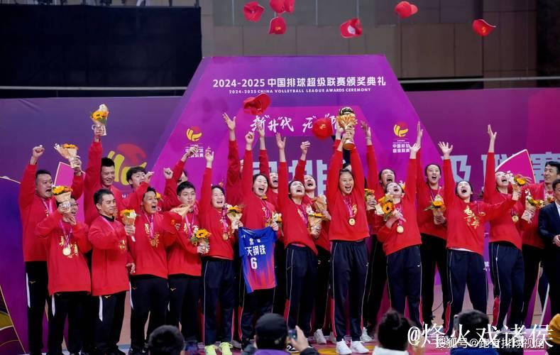 三箭齐发 江苏女排新赛季旗开得胜 三箭齐发 江苏女排新赛季旗开得胜